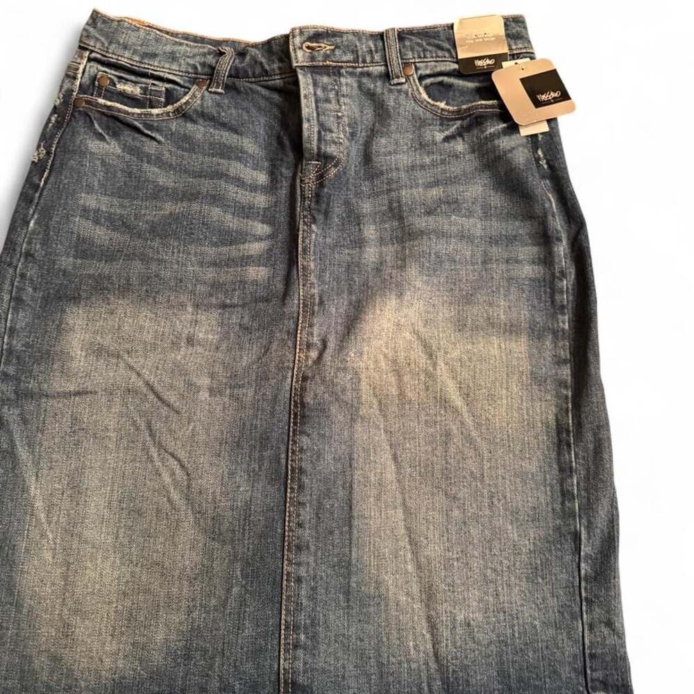 Mossimo Distressed Denim Jean Skirt Size 6